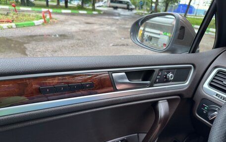 Volkswagen Touareg III, 2013 год, 2 790 000 рублей, 13 фотография