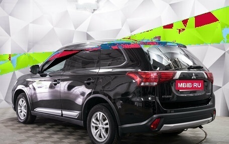 Mitsubishi Outlander III рестайлинг 3, 2018 год, 1 921 000 рублей, 3 фотография