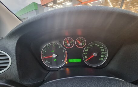 Ford Focus II рестайлинг, 2005 год, 400 000 рублей, 8 фотография