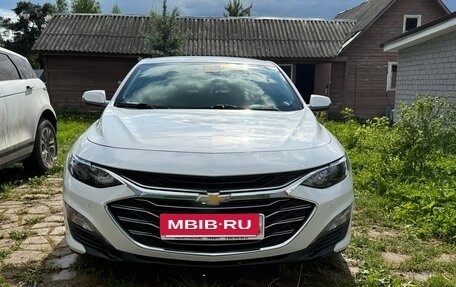 Chevrolet Malibu IX, 2020 год, 2 200 000 рублей, 4 фотография