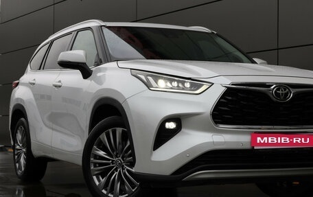 Toyota Highlander, 2025 год, 5 149 000 рублей, 27 фотография