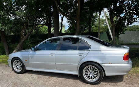 BMW 5 серия, 1998 год, 670 000 рублей, 2 фотография