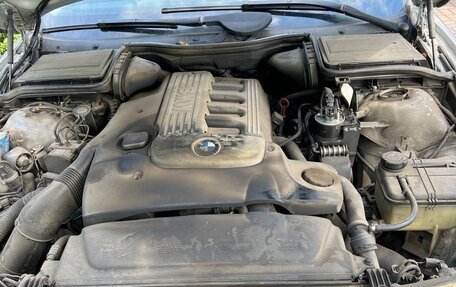 BMW 5 серия, 1998 год, 670 000 рублей, 17 фотография