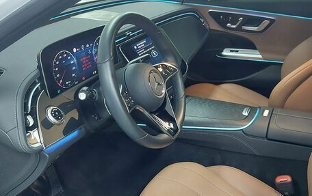 Mercedes-Benz E-Класс, 2025 год, 5 700 000 рублей, 14 фотография