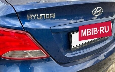 Hyundai Solaris II рестайлинг, 2015 год, 320 000 рублей, 3 фотография