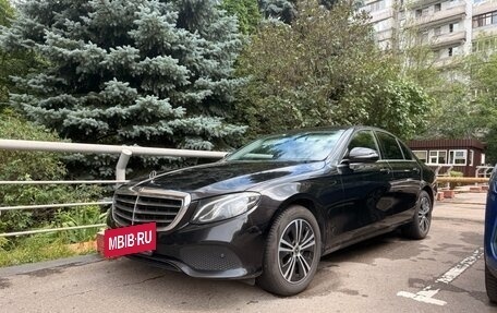 Mercedes-Benz E-Класс, 2020 год, 3 650 000 рублей, 3 фотография