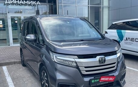 Honda Stepwgn IV, 2020 год, 2 344 000 рублей, 3 фотография