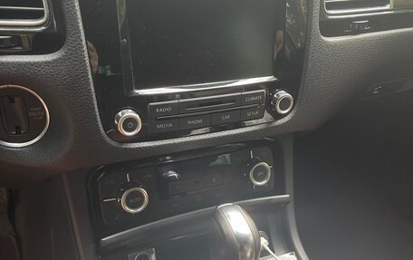 Volkswagen Touareg III, 2013 год, 2 050 000 рублей, 6 фотография
