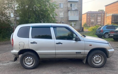 Chevrolet Niva I рестайлинг, 2006 год, 230 000 рублей, 2 фотография