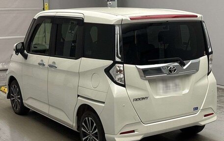 Toyota Roomy I, 2022 год, 1 000 000 рублей, 2 фотография