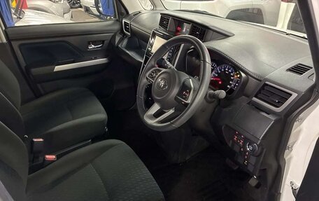 Toyota Roomy I, 2022 год, 1 000 000 рублей, 7 фотография