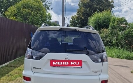 Mitsubishi Outlander III рестайлинг 3, 2012 год, 1 100 000 рублей, 2 фотография
