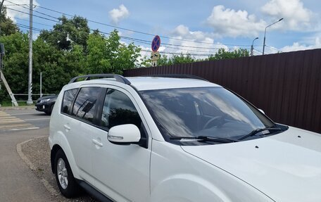 Mitsubishi Outlander III рестайлинг 3, 2012 год, 1 100 000 рублей, 4 фотография
