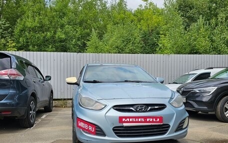 Hyundai Solaris II рестайлинг, 2012 год, 500 000 рублей, 2 фотография
