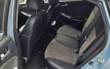 Hyundai Solaris II рестайлинг, 2012 год, 500 000 рублей, 16 фотография