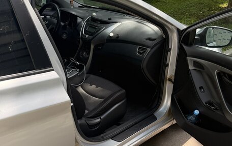 Hyundai Elantra V, 2012 год, 820 000 рублей, 8 фотография