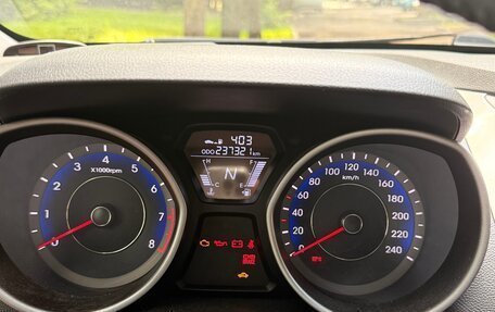 Hyundai Elantra V, 2012 год, 820 000 рублей, 13 фотография