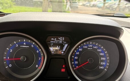 Hyundai Elantra V, 2012 год, 820 000 рублей, 14 фотография