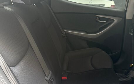 Hyundai Elantra V, 2012 год, 820 000 рублей, 12 фотография