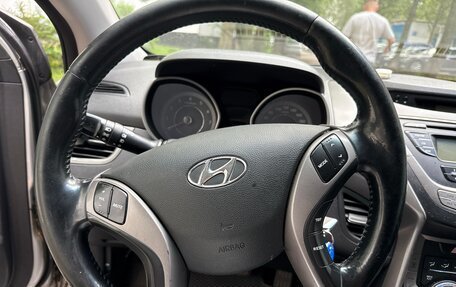Hyundai Elantra V, 2012 год, 820 000 рублей, 17 фотография