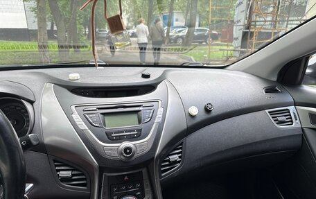 Hyundai Elantra V, 2012 год, 820 000 рублей, 16 фотография
