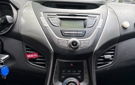 Hyundai Elantra V, 2012 год, 820 000 рублей, 15 фотография