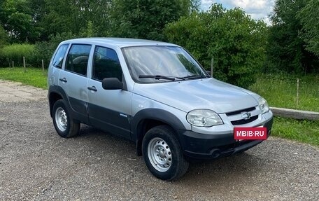 Chevrolet Niva I рестайлинг, 2009 год, 295 000 рублей, 5 фотография
