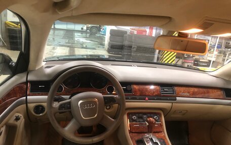 Audi A8, 2006 год, 1 199 000 рублей, 7 фотография