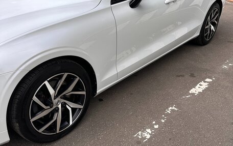 Volvo S60 III, 2020 год, 3 580 000 рублей, 3 фотография