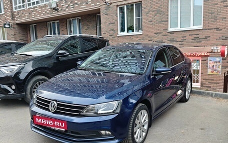 Volkswagen Jetta VI, 2015 год, 1 249 000 рублей, 2 фотография