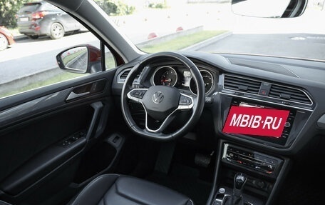 Volkswagen Tiguan II, 2021 год, 2 599 000 рублей, 12 фотография