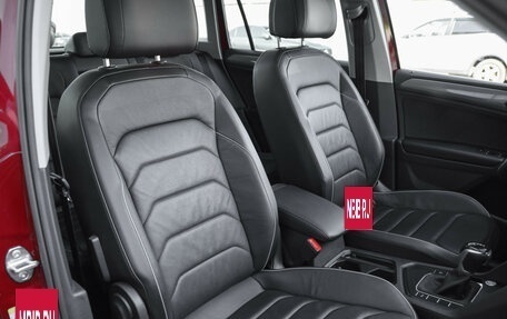Volkswagen Tiguan II, 2021 год, 2 599 000 рублей, 28 фотография