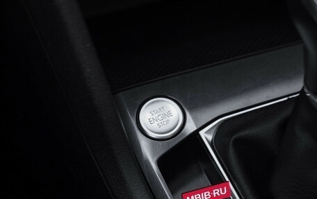 Volkswagen Tiguan II, 2021 год, 2 599 000 рублей, 22 фотография
