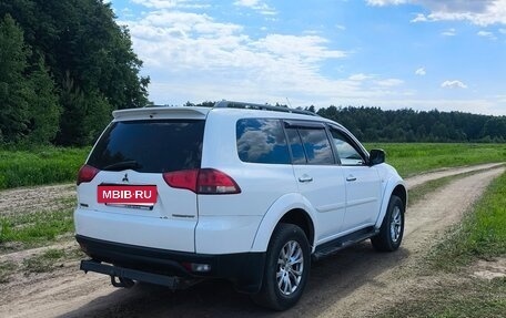 Mitsubishi Pajero Sport II рестайлинг, 2013 год, 1 720 000 рублей, 11 фотография