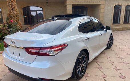 Toyota Camry, 2023 год, 3 700 000 рублей, 4 фотография