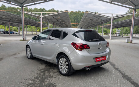 Opel Astra J, 2010 год, 799 900 рублей, 5 фотография