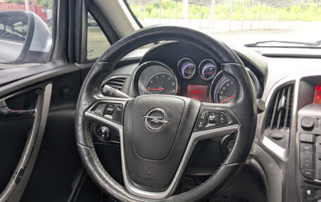 Opel Astra J, 2010 год, 799 900 рублей, 9 фотография