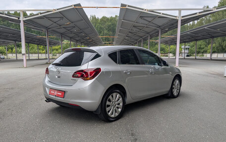 Opel Astra J, 2010 год, 799 900 рублей, 7 фотография