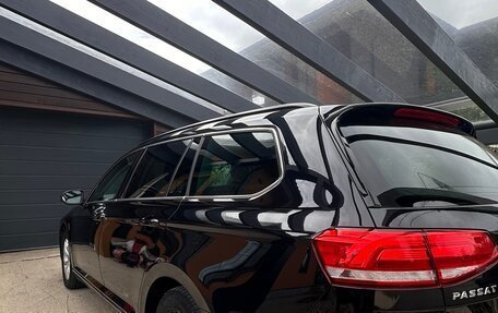 Volkswagen Passat B8 рестайлинг, 2019 год, 1 600 000 рублей, 5 фотография