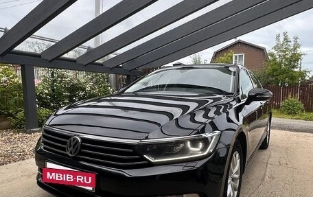 Volkswagen Passat B8 рестайлинг, 2019 год, 1 600 000 рублей, 4 фотография