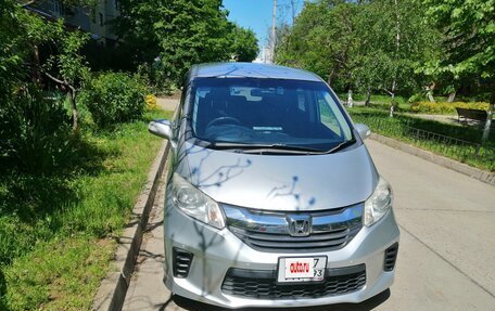 Honda Freed I, 2014 год, 1 350 000 рублей, 3 фотография