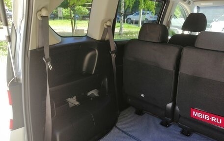 Honda Freed I, 2014 год, 1 350 000 рублей, 15 фотография