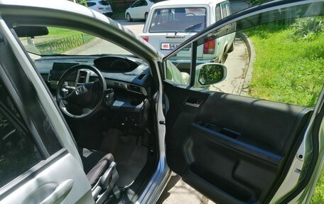 Honda Freed I, 2014 год, 1 350 000 рублей, 20 фотография
