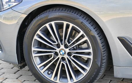 BMW 5 серия, 2018 год, 2 390 000 рублей, 9 фотография