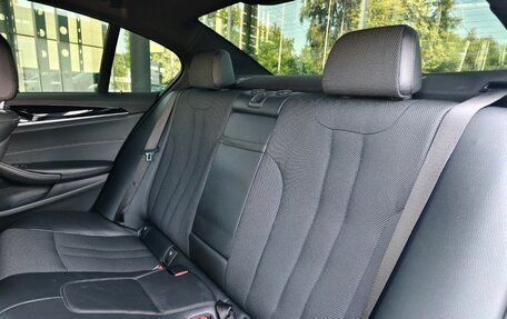 BMW 5 серия, 2018 год, 2 390 000 рублей, 21 фотография