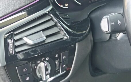 BMW 5 серия, 2018 год, 2 390 000 рублей, 18 фотография