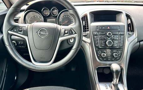 Opel Astra J, 2011 год, 649 000 рублей, 13 фотография