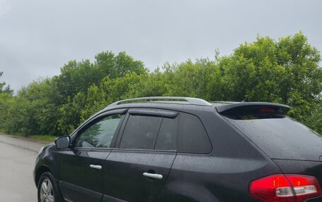 Renault Koleos I рестайлинг 2, 2013 год, 1 000 000 рублей, 2 фотография