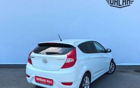 Hyundai Solaris II рестайлинг, 2013 год, 780 000 рублей, 2 фотография