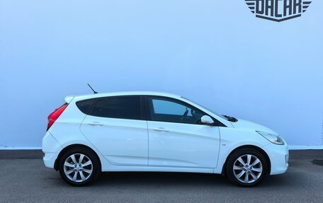 Hyundai Solaris II рестайлинг, 2013 год, 780 000 рублей, 4 фотография